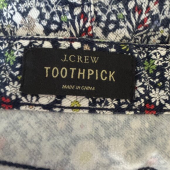 J. Crew Liberty Art Fabrics Meadow Floral Schoolboy Blazer and Toothpick Jeans - Picture 7 of 14